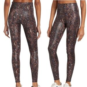 NWT SPANX FAUX LEATHER SNAKE SHINE LEGGINGS, MOCHA SNAKE, NWT, MEDIUM